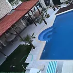 Deniz Villa
